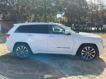 Jeep Grand Cherokee - 4