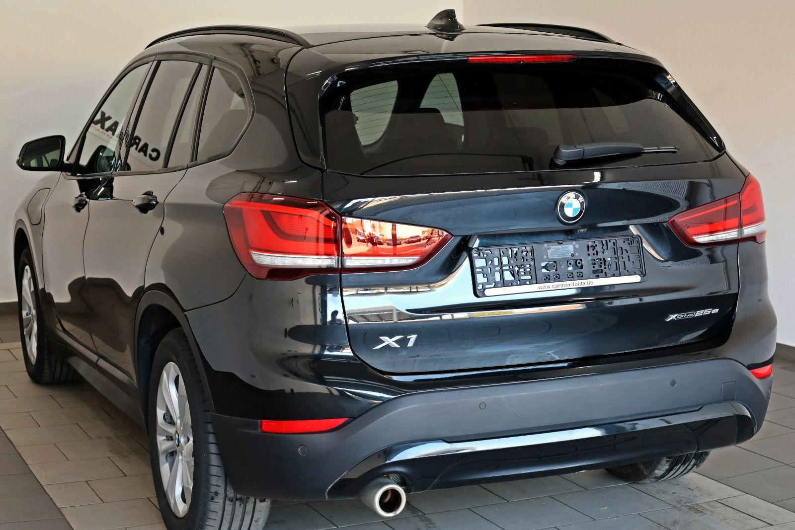 Fahrzeugabbildung BMW X1 xDrive 25e Advantage Leder,Navi,LED,Kamera,SH