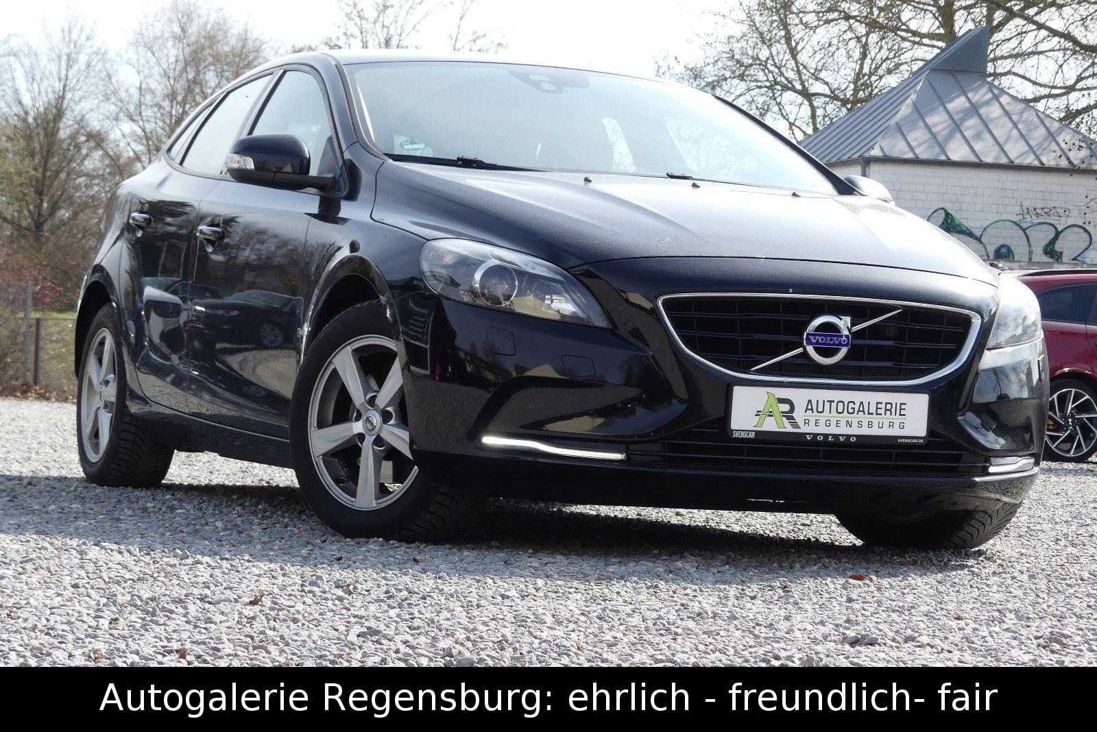 Volvo V40 **XENON*NAVI*SITZHZ*PDC*TEILLEDER**