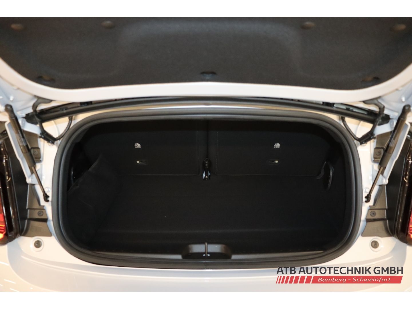 Fahrzeugabbildung Fiat 500C ICON + Komfortpaket Hybrid 1.0l PDC Rückfah