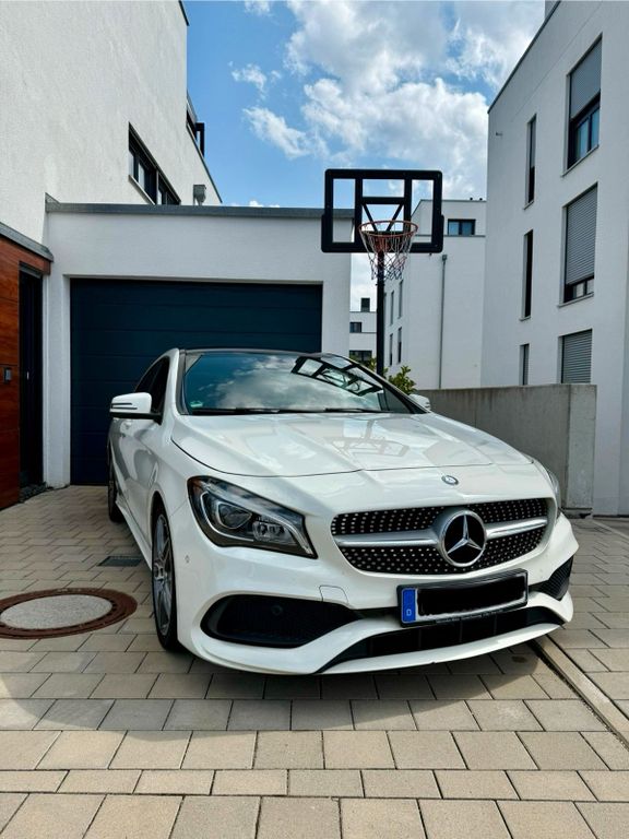 Image of Mercedes-Benz CLA 180