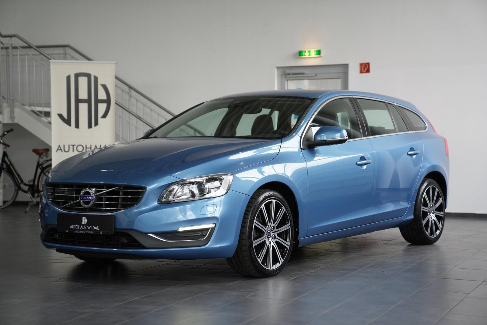 Volvo V60 Kombi Summum *AUT*NAV*LED*