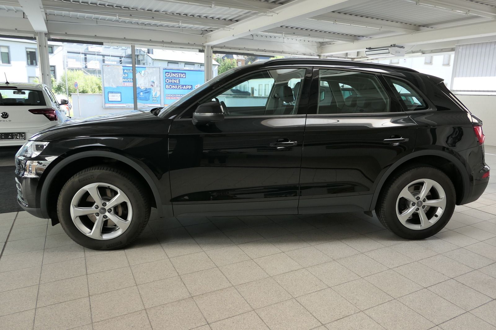 Audi Q5 40 2.0 TDI quattro DSG 115000 km! 1.Hand!
