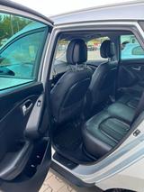 Hyundai ix35 Style 2WD,PANO,AUTOMATIK,VOLL,Preis nach VB - Hyundai ix35: 2wd