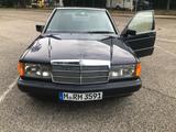 Mercedes-Benz 190E 2.0 - Mercedes-Benz 190 Gebrauchtwagen in München