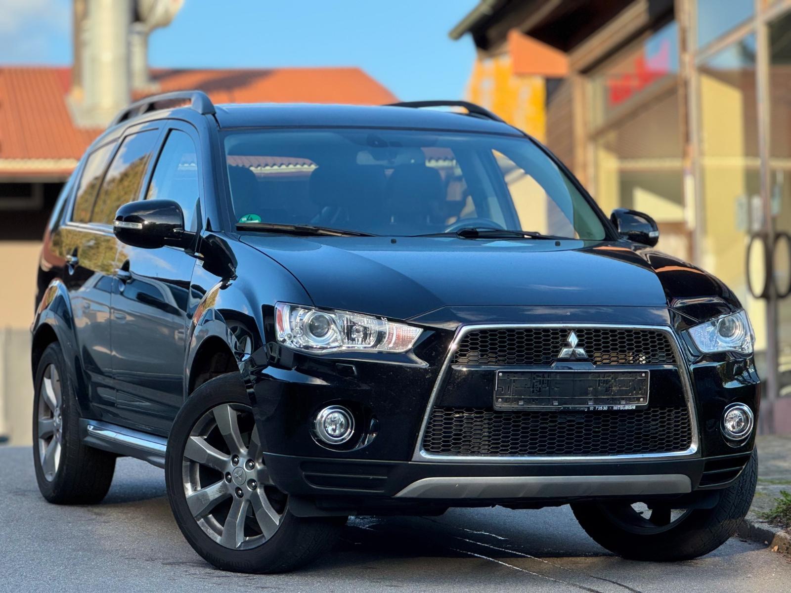 MITSUBISHI OUTLANDER 2.2 DI-D 156ch 4X4 35 JAHRE BVA - ATTELAGE - SIÈGES CHAUFFANTS - BI-XÉNON - CAMÉRA DE RECUL