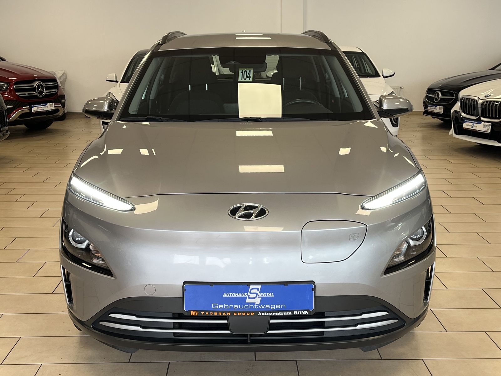Hyundai Kona Select Elektro PDC*CarPlay*W-Paket*R-Cam*1H imagem 2