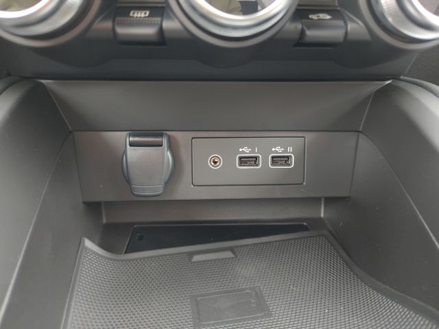 Mitsubishi Colt 1.0  Plus LED Sitzhgz. Lenkradhz. Kamera