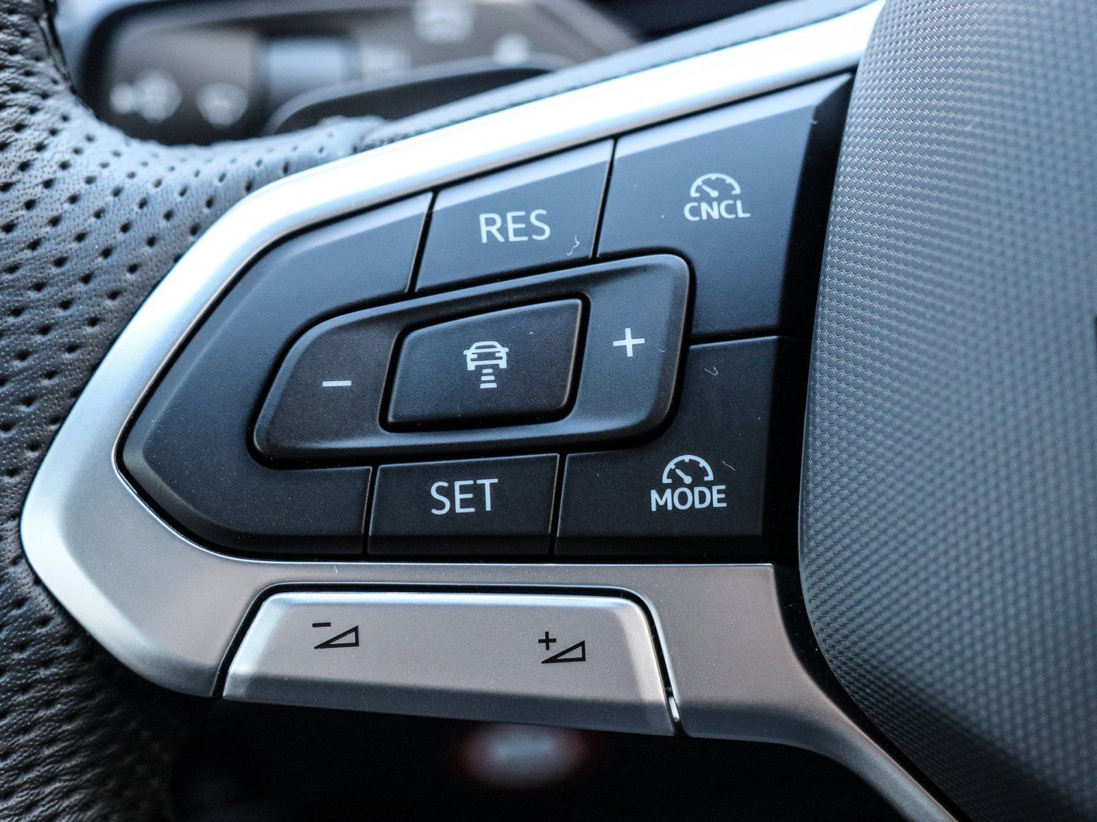 Volkswagen Tiguan - Bild 17