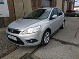 Ford Focus 1.6/TÜV NEU/ neue Reifen/AlLU/ Sitzheizung - Ford Focus mit Benzin-Antrieb: Kleinwagen