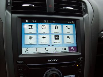 Bild 19 Ford Mondeo Turnier 1.5 Titanium Navi SHZ FSHZ AHK AT
