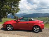Alfa Romeo Spider 2.2 JTS 16V - - rote Alfa Romeo Spider