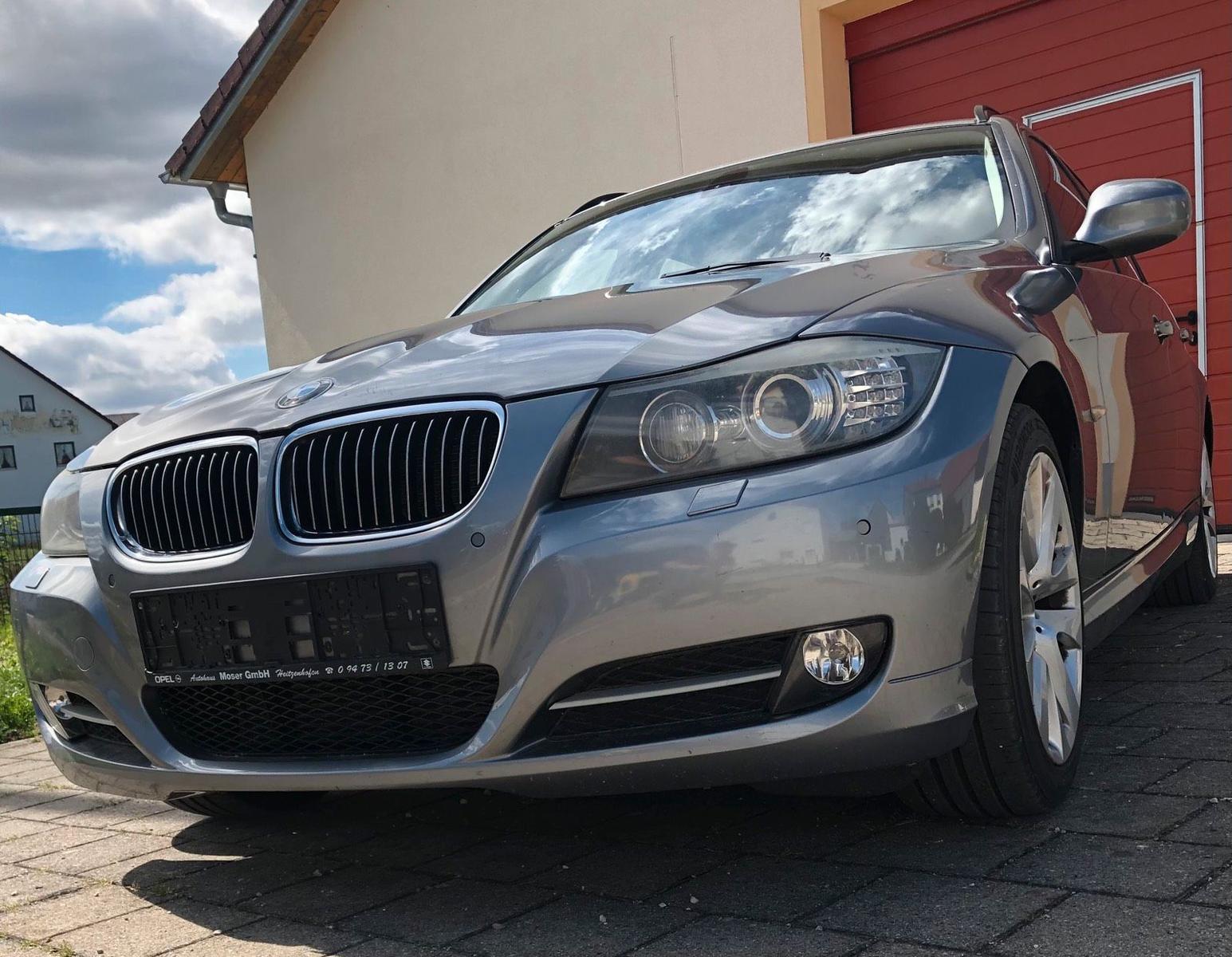 BMW 318 2010 — photo 15