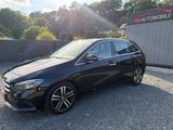 Mercedes-Benz B 200 d  LED/AHK/KAMERA - Mercedes-Benz B 200: Kleinwagen