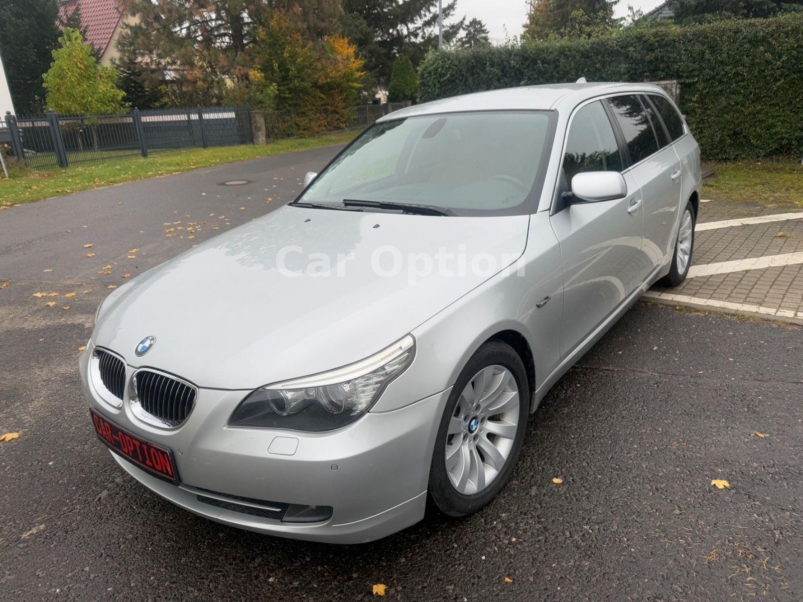 BMW 530i Touring/Leder/Automatik/Soft-Close/Xenon