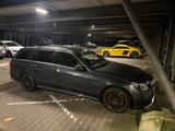 Mercedes-Benz E 63 AMG E 63 T AMG S 4MATIC AMG S - Mercedes-Benz E 63 AMG: Kombi