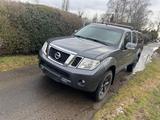 Nissan Navara 2.5 4x4 Doppelkabine 190 PS ... - gebrauchte Nissan Navara aus dem Jahr 2010