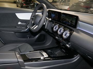 Mercedes CLA 180 - 5