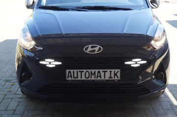 Hyundai i10 Trend AUT.-NAVI-ALU-TEMPOMAT-KAMERA-SHZG-PDC
