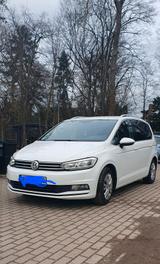 Volkswagen Touran 2.0 TDI 140kW DSG 7 sitzer - Volkswagen Touran: TDI 140