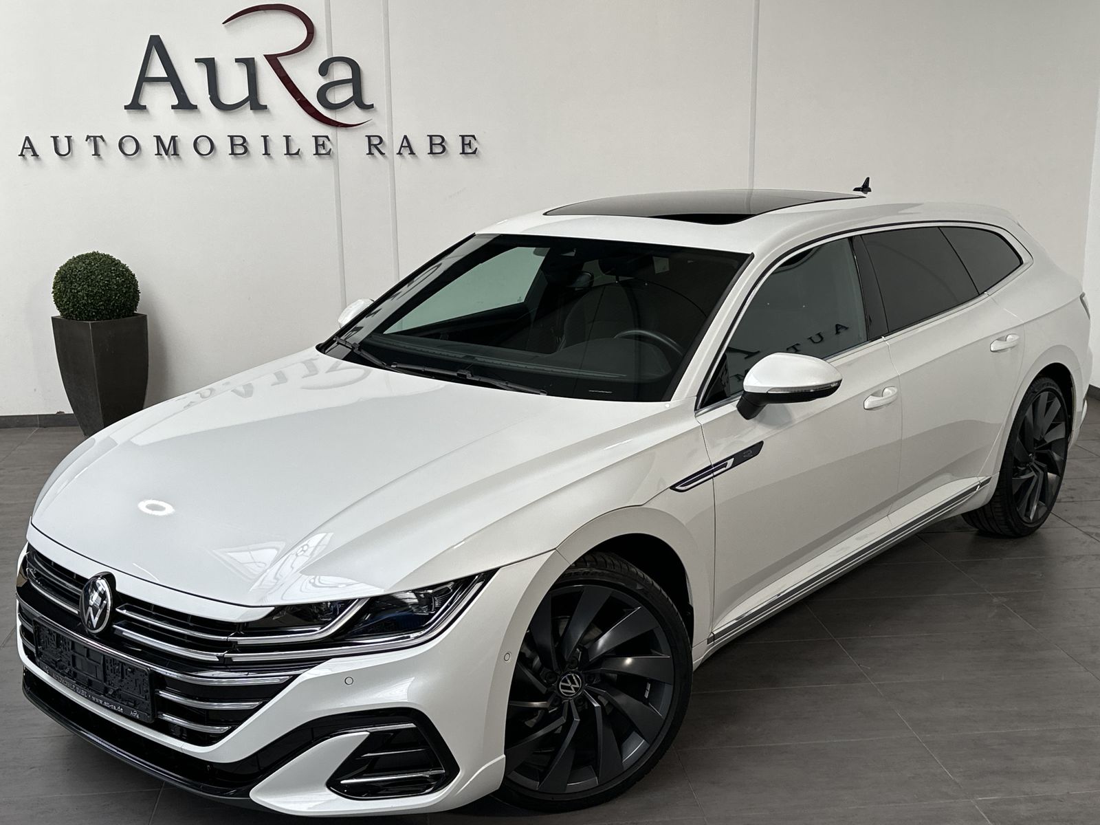 Fahrzeugabbildung Volkswagen Arteon R-Line NAV+MATRIX+PANO+ACC+AHK+360°+20ZO