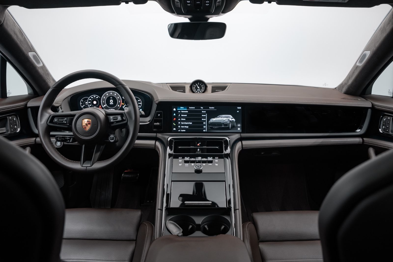 Fahrzeugabbildung Porsche Panamera GTS BURMESTER/PANO/PDLS+/STANDHEIZUNG