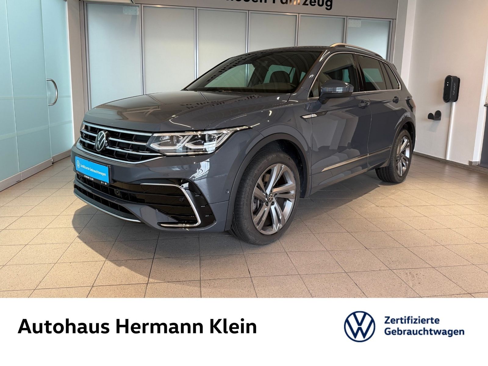 Volkswagen Tiguan 2.0 TSI R-Line 4Motion AHK Alarmanlage