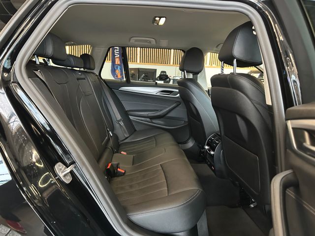BMW 520 i Touring*1. Hand*Klima*SHZ*Kamera*Navi*AHK*