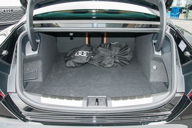 Fahrzeugabbildung Audi e-tron GT quattro 350 kW