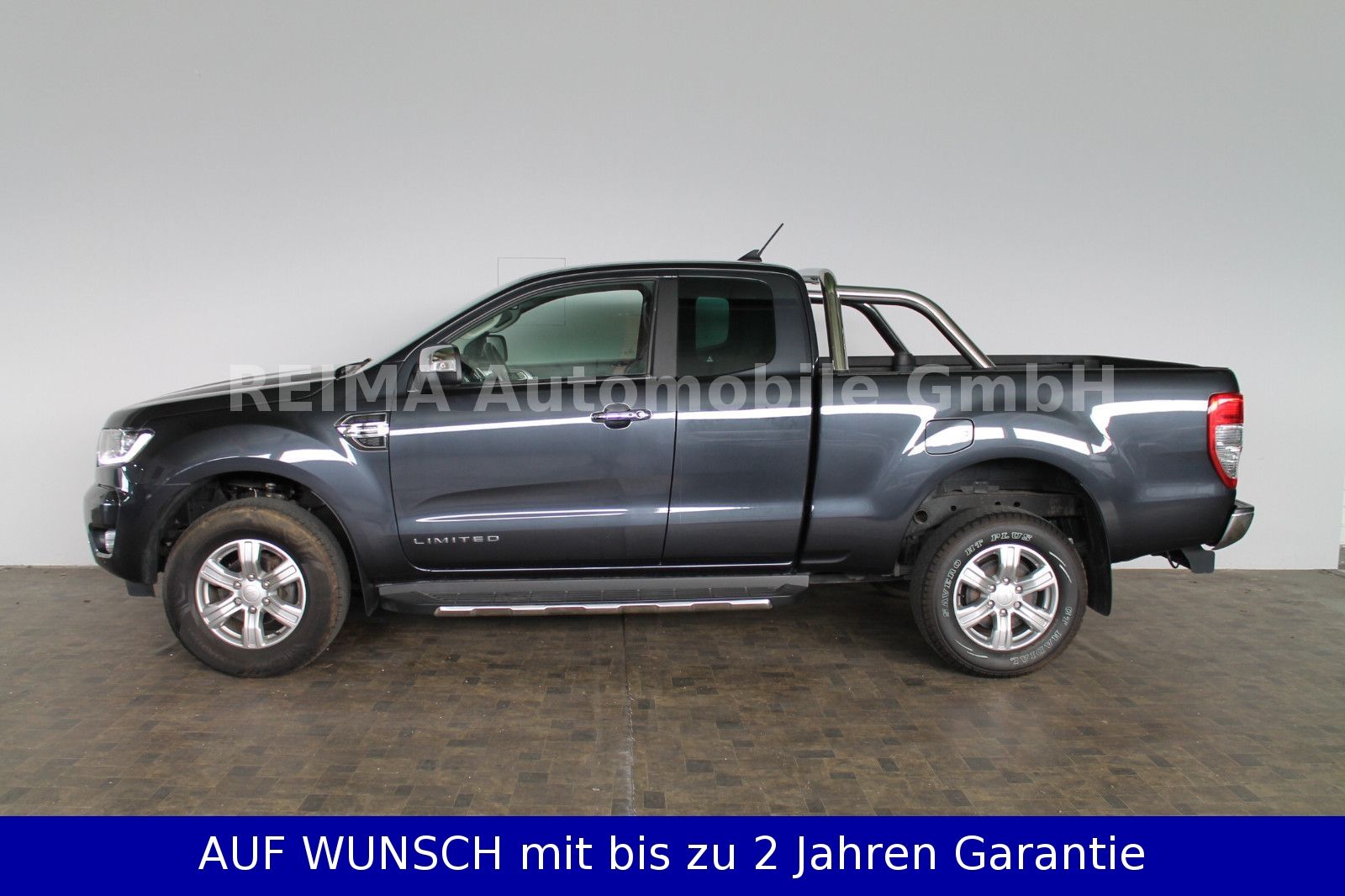Fahrzeugabbildung Ford Ranger Limited Extrakabine 4x4, Trittbretter