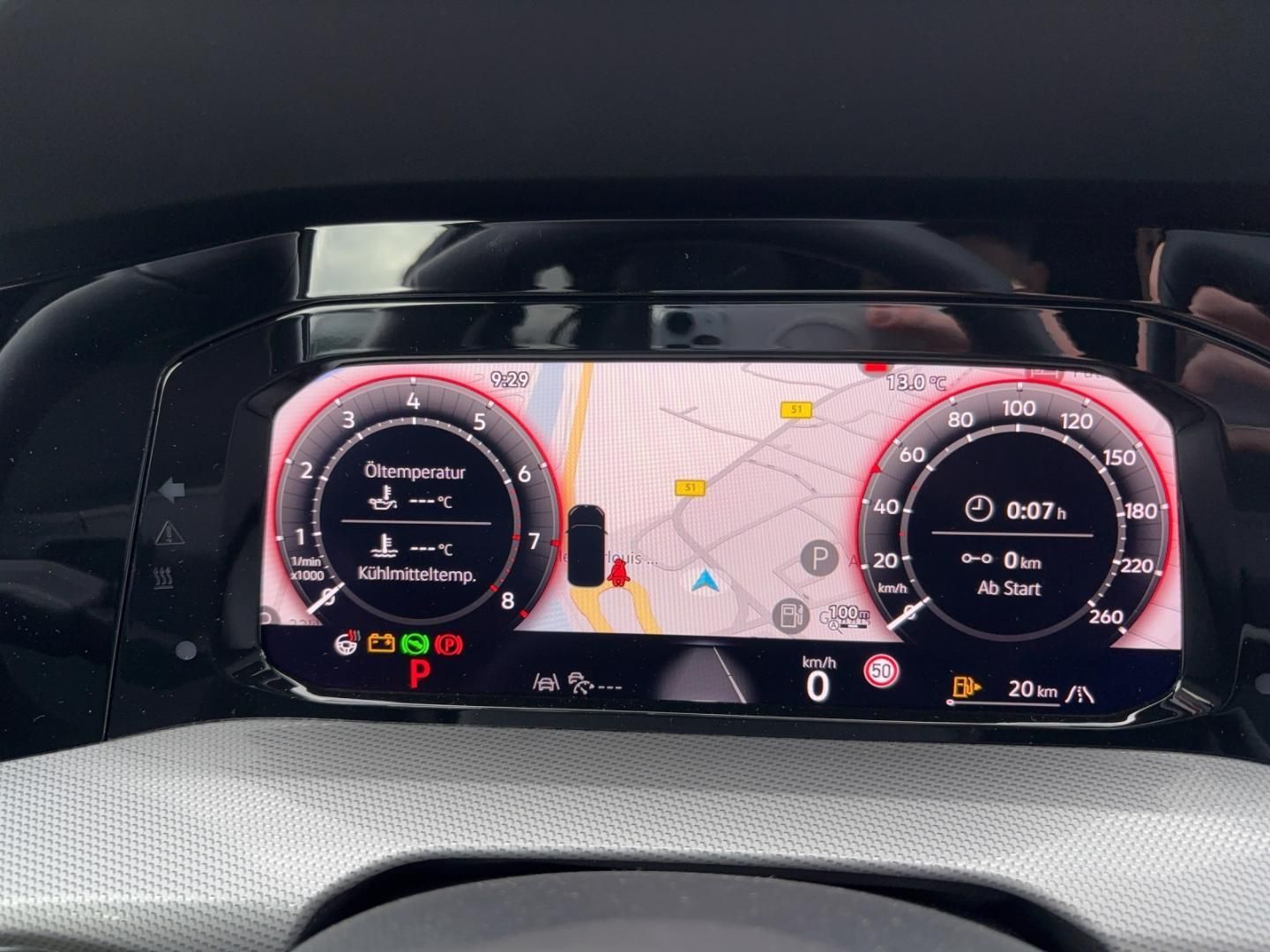 Fahrzeugabbildung Volkswagen Golf VIII 1.5 eTSI W Edition 50 AHK,HUD,Kamera