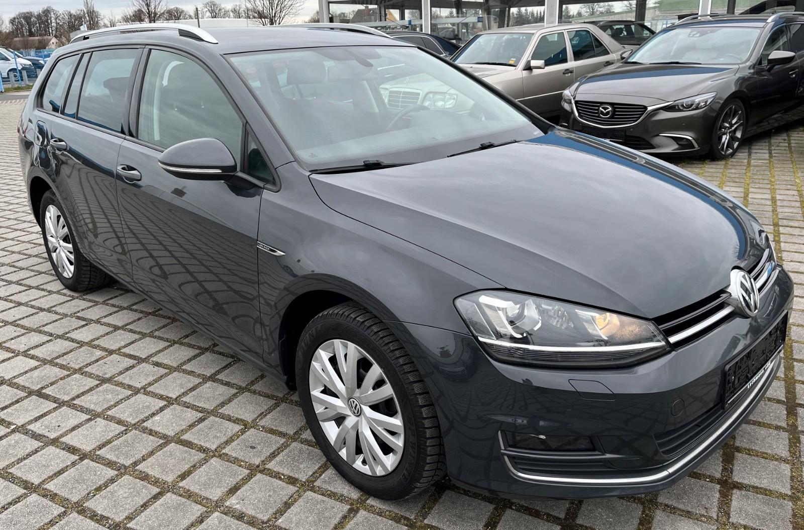 Volkswagen Golf 2.0 TDI Var. Lounge Bi-Xenon|AHK|SHZ|BT
