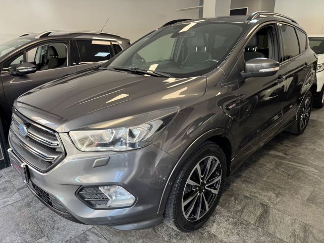 Ford Kuga 2.0 TDCI 180 CV S&S 4WD ST-Line