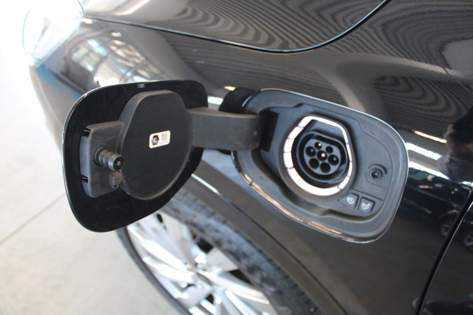 Fahrzeugabbildung Ford Kuga 2.5 PHEV Vignale Aut. LED B&O el. AHK uvm