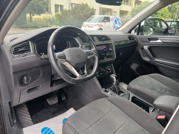 Volkswagen Tiguan - 9