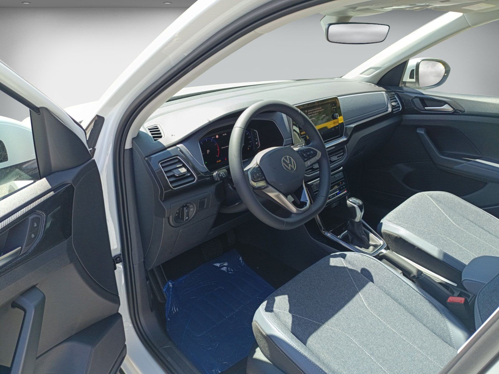 Volkswagen T-Cross - Bild 11