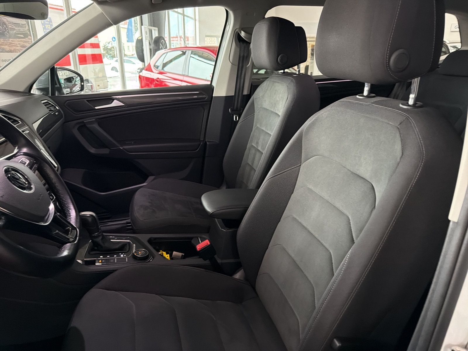 Tiguan Allspace R-Line TDi DSG 4M Navi LED Kam H