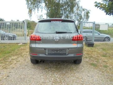 Volkswagen Tiguan - 5