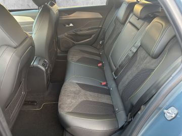 Peugeot 308 SW GT Hybrid 145 360+Kam.+KeyLess+LED+Massag