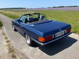 Mercedes-Benz R107  SL 300 - Mercedes-Benz SL 300: R107