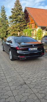 BMW 750i xDrive - - BMW 750 von privat