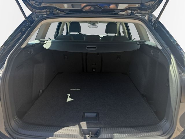 Golf VIII Variant 1.5 TSI AHK+LED+NAVI+KAMERA+SH