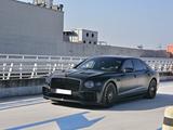 Bentley Flying Spur V8 -