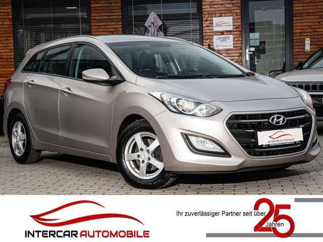 Hyundai i30 1.6 CRDi blue Trend |1.Hand|Navig.|