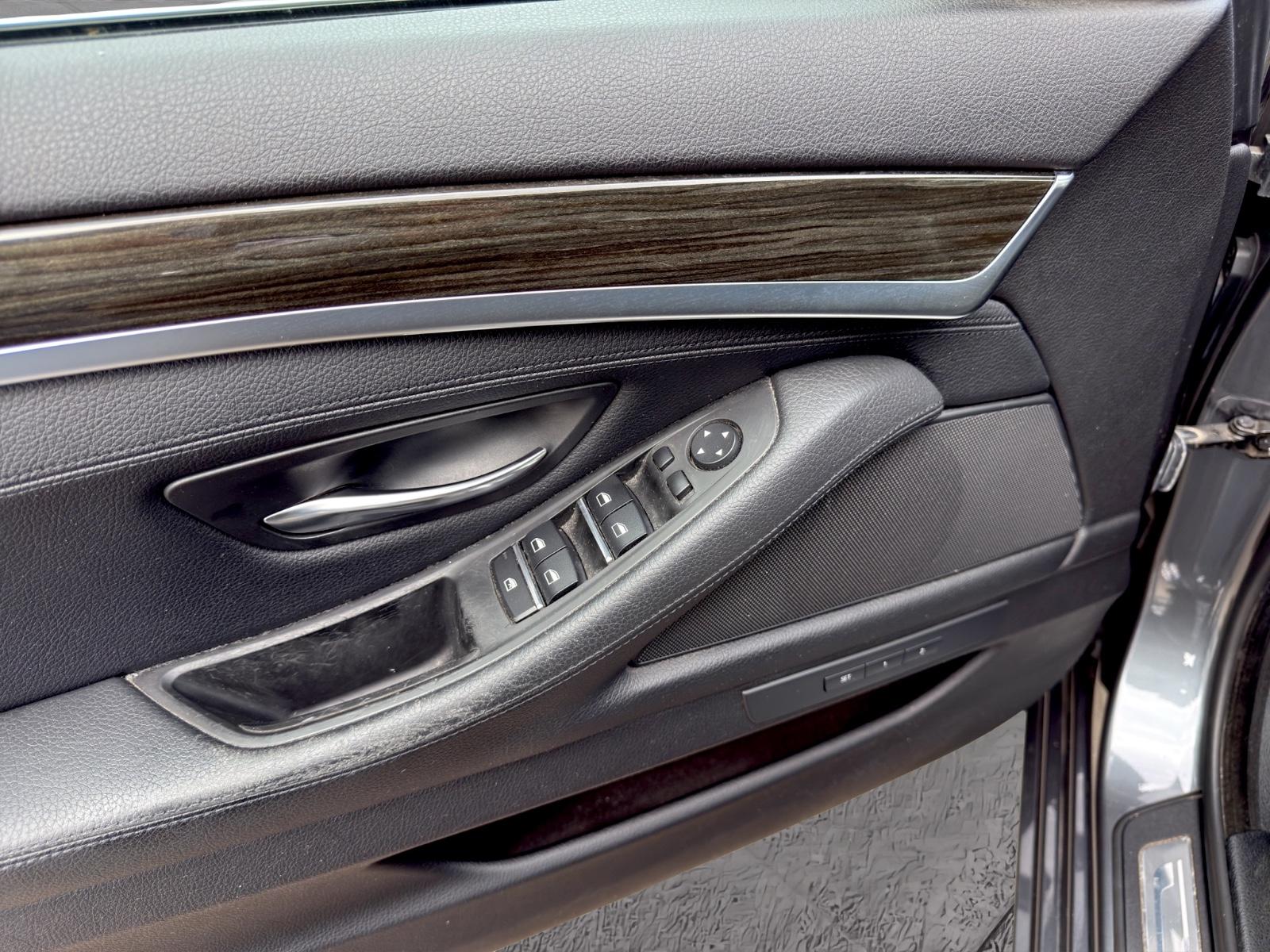 BMW 530 d xDrive+Navi+Kamera+Head-Up+Panaroma+8XLM