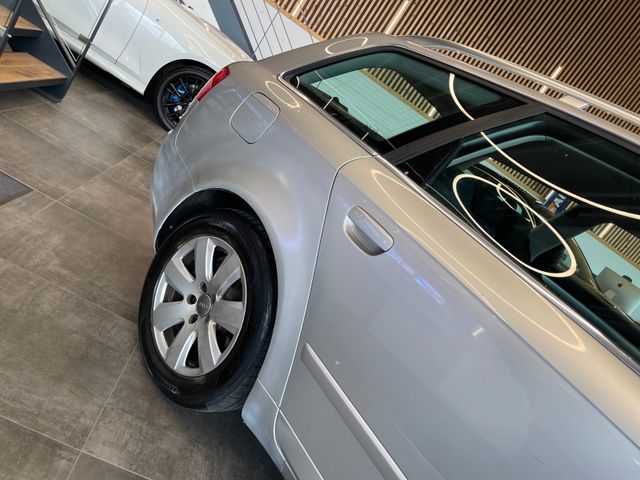 Audi A4 Avan 3.0 TDI quattro *SZHZ*PDC*TEMPOMAT*KLIMA