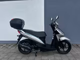 Suzuki Adress 110 mit TOPCASE - SUZUKI ROLLER