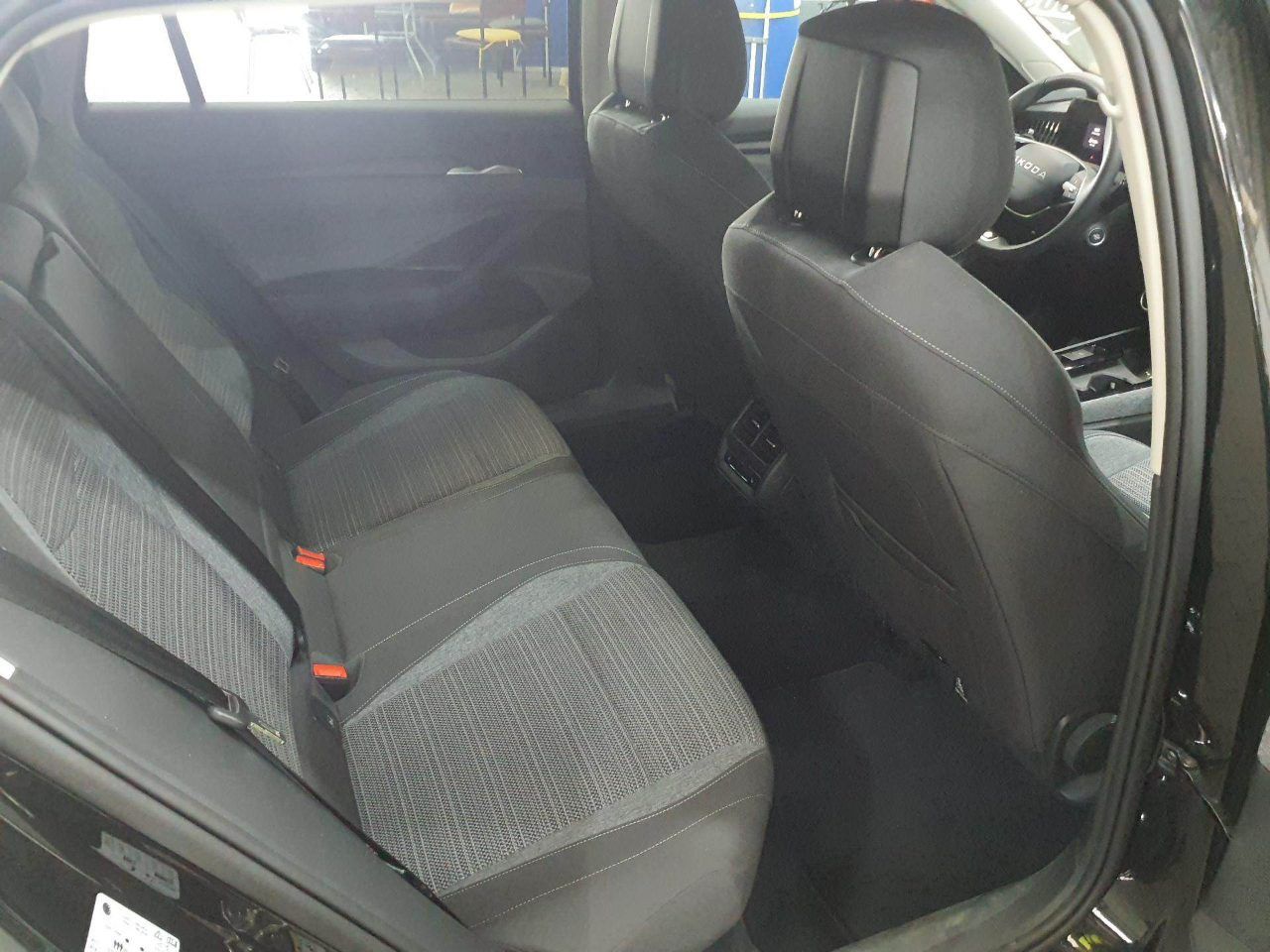 Skoda Superb - Bild 7