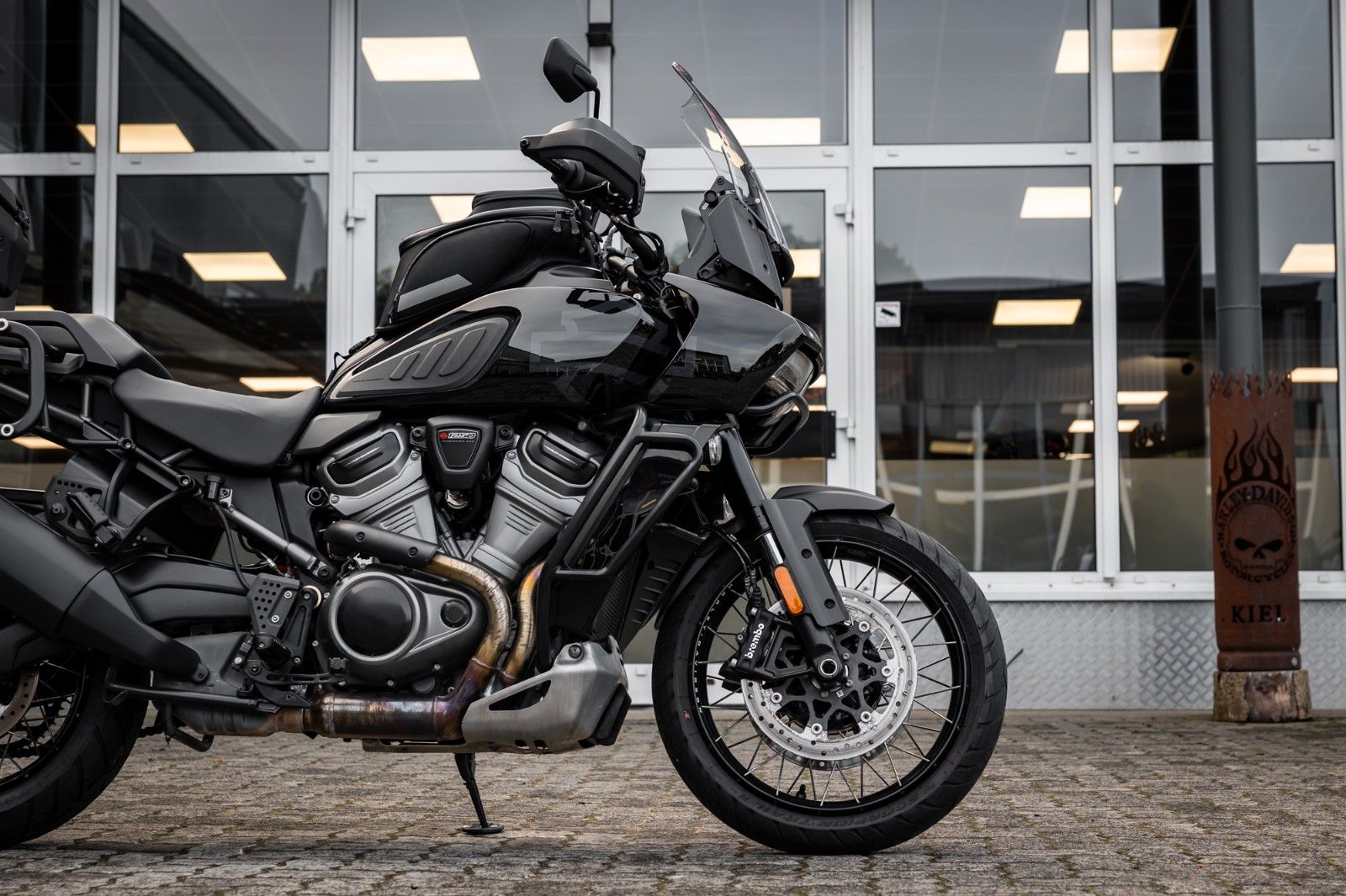 Fahrzeugabbildung Harley-Davidson RA1250S Pan America Special - TOURING PAKET