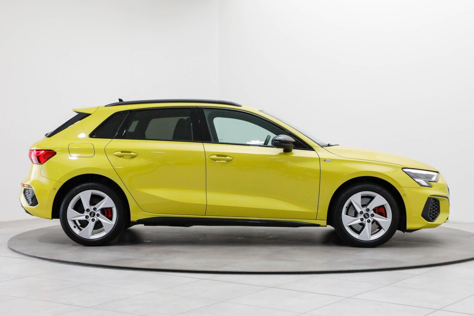 Audi A3 Sportback 45 TFSIe S tronic S line AHK Kam., миниатюра 6